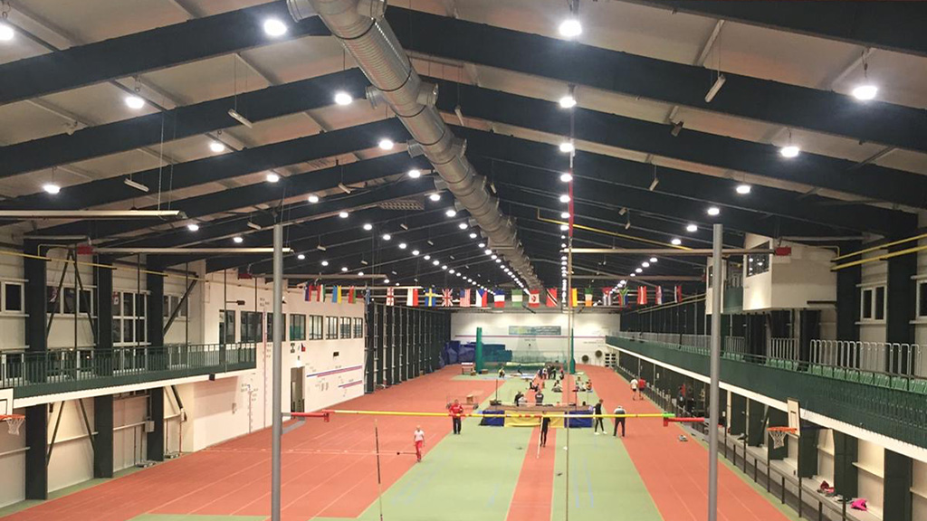 Grafika ukazující úsporu energie ve srovnání s tradičními světly