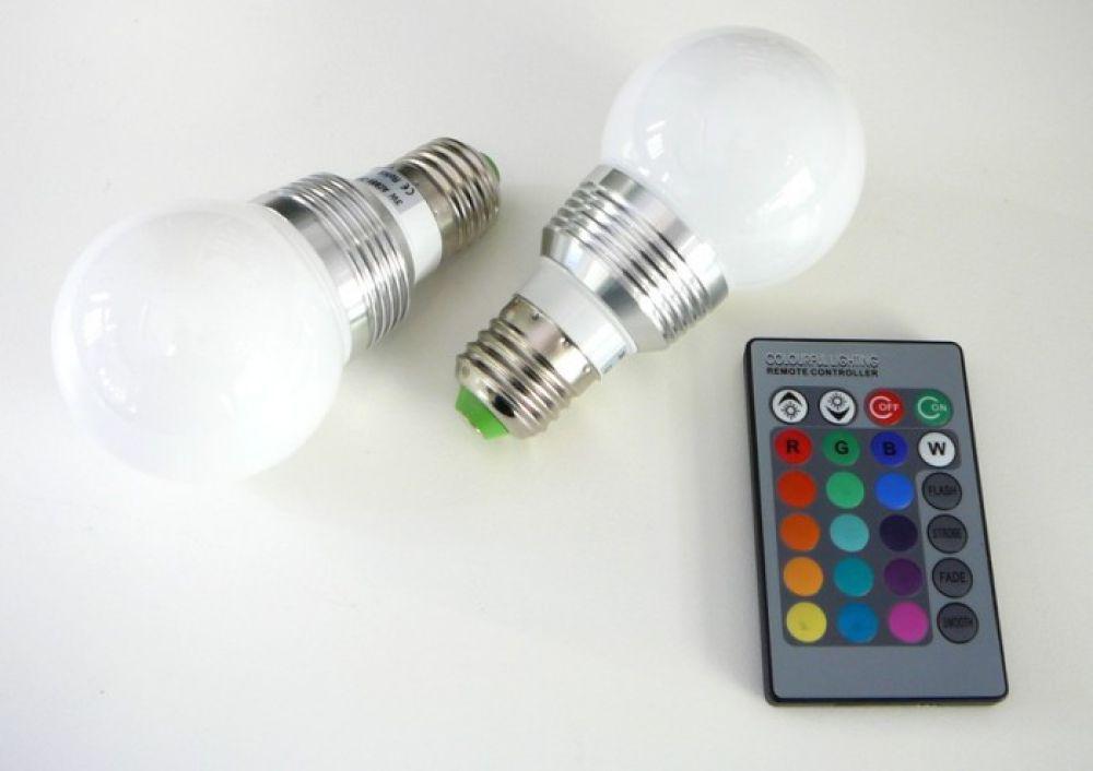 Dimmbarer LED Lampe RGB16 2 E27 360°