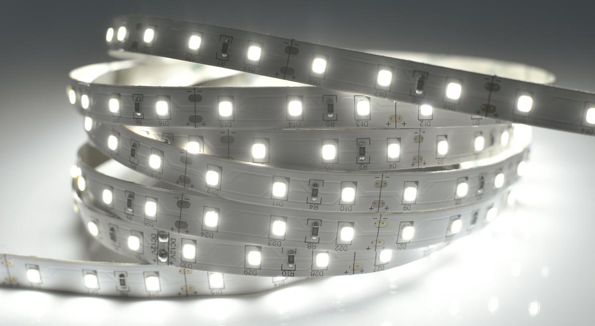 LED pásIK 12W/m bez krytia biela
