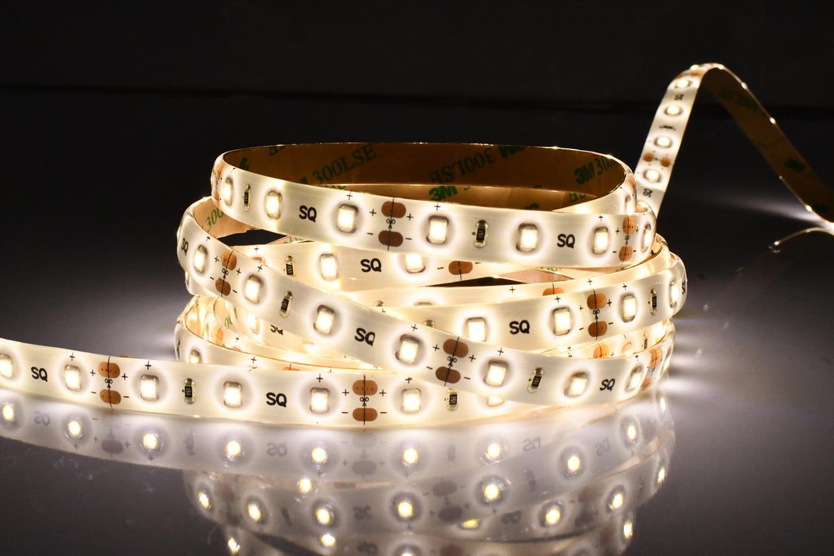 LED pásik 4,8W/m s krytím teplá biela