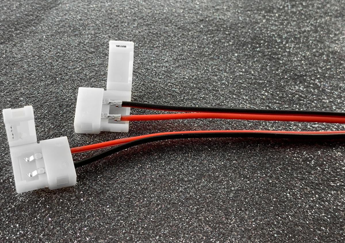 Konektor + kábel + konektor LED pásek 8mm