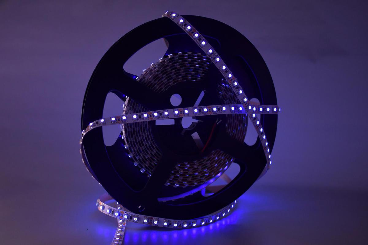 UV LED pásik 9,6W original UV 12V