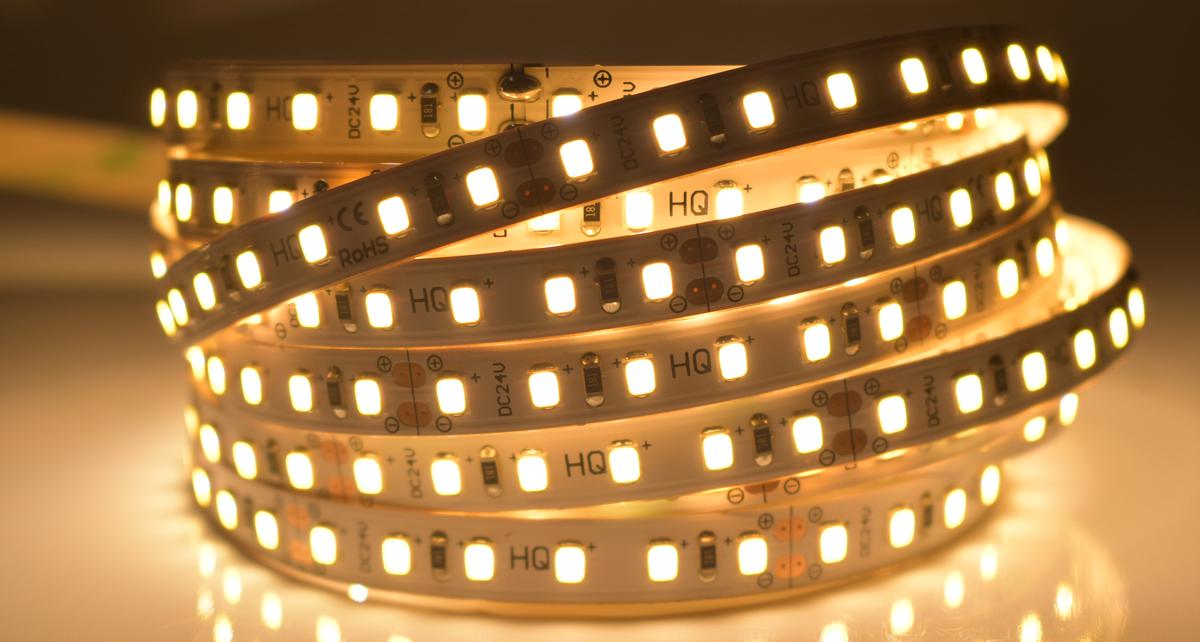 LED pásik 9,6W/m vnútorná teplá biela 24V