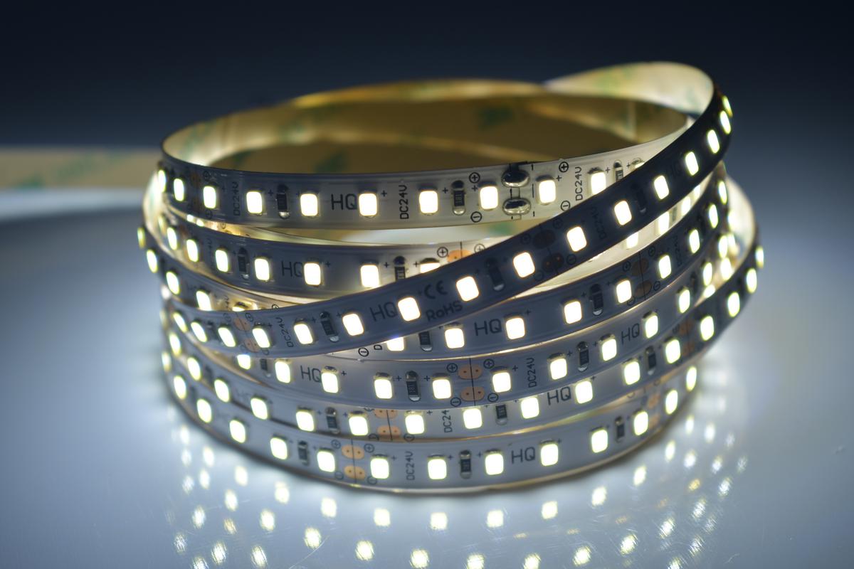LED pásik 9,6W/m vnútorný studená biela 24V