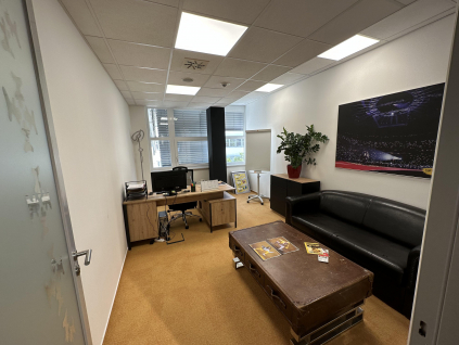 Bílý podhledový LED panel 600x600mm 45W denní bílá