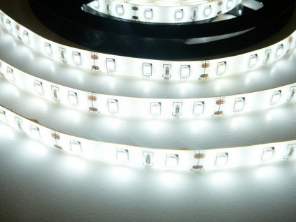 LED pásek W300 zalitý 12W/m denní bílá 12V