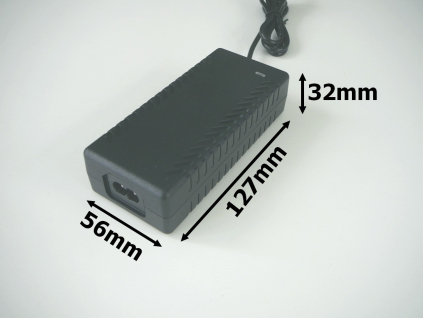 LED zdroj 12V 72W zásuvkový IP20 vnitřní