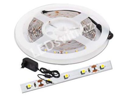 LED páska 4,8W/m bez krytí denní bílá kompletní sada 1,5m 230V