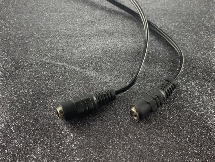 DC konektor napájecí s kabelem barva černá (samice) 25cm