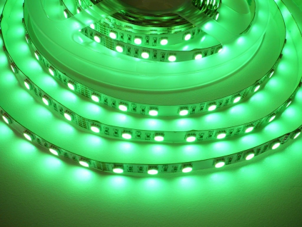 24V RGB4v1 C 19,2W/m vnitřní LED pásek 24V