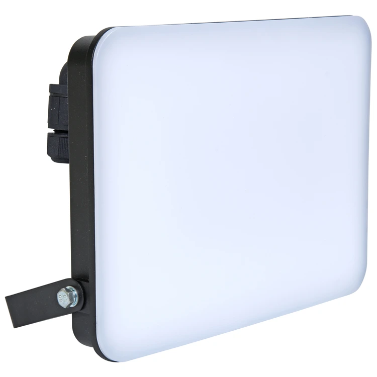 Černý LED reflektor FIST 5000K IP65 100W